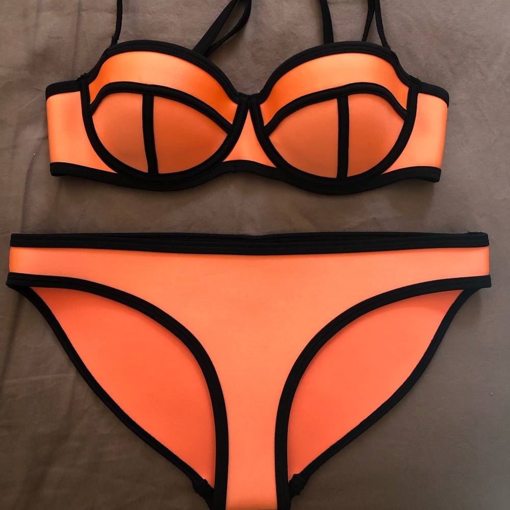 Triangl Bikini